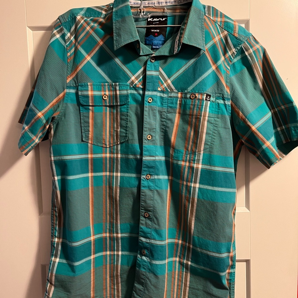 Men’s Medium Kavu shirt